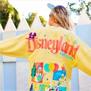 Disney Parks Play in the Park Spirit Jersey Yellow Disneyland Resort L NWT